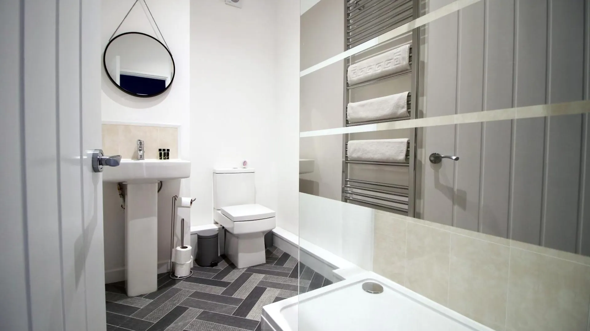 Minster House By Ty Sa Apartment Cardiff
