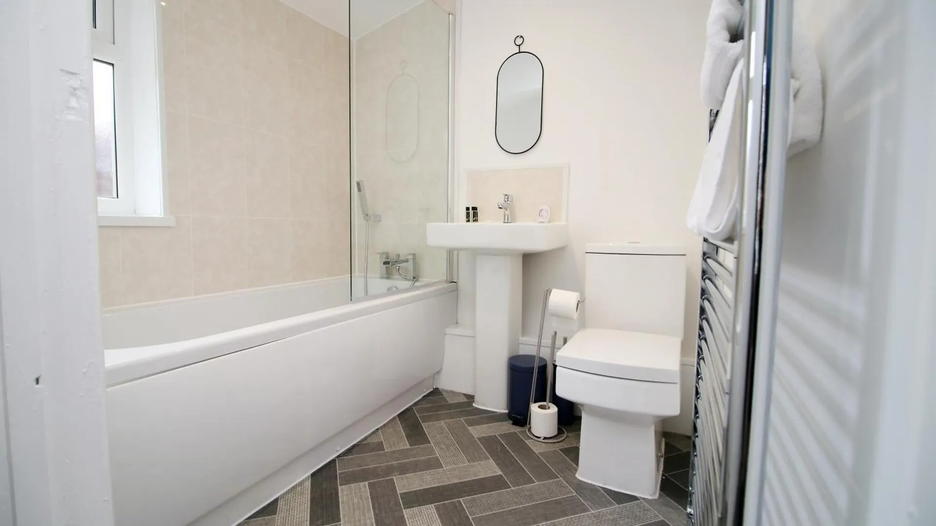 Minster House By Ty Sa Apartment Cardiff